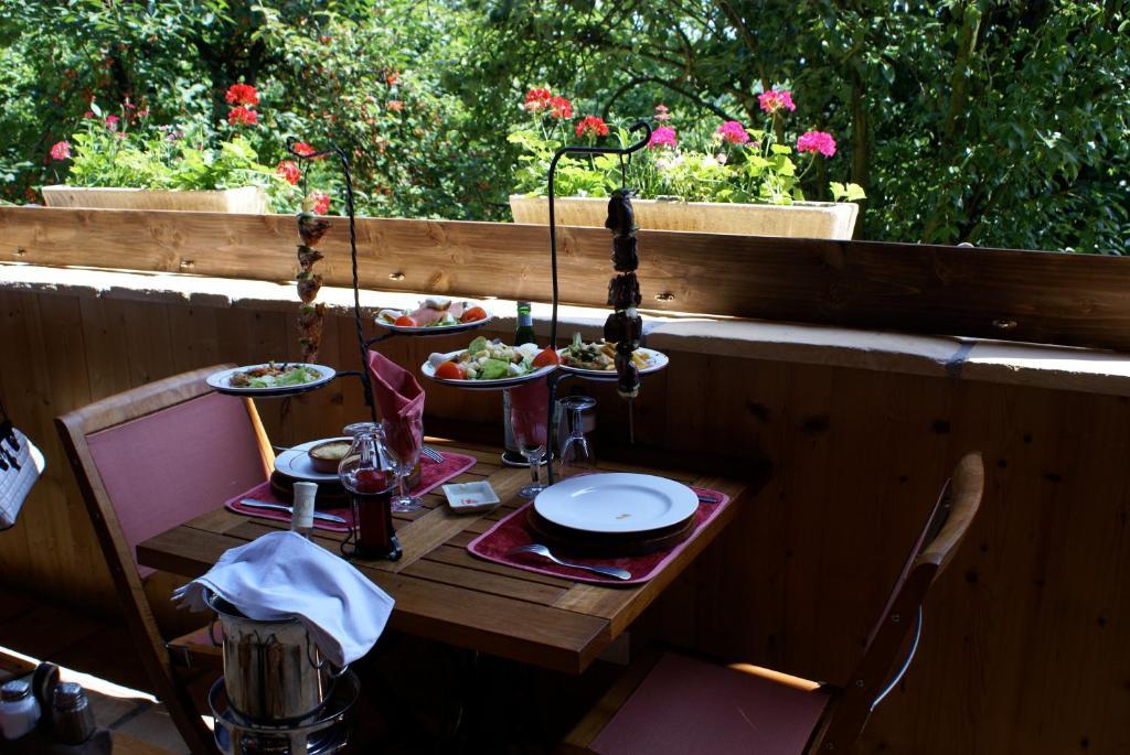 Le Relais De L'Abbaye 호텔 투르뉘 외부 사진