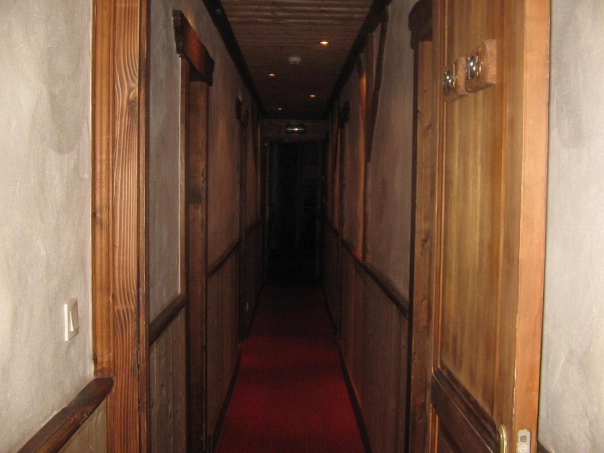 Le Relais De L'Abbaye 호텔 투르뉘 외부 사진
